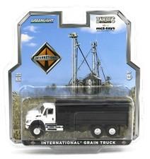 2022 GREENLIGHT 1:64 INTERNATIONAL WORKSTAR *GRAIN TRUCK* White & Black *NIP* 