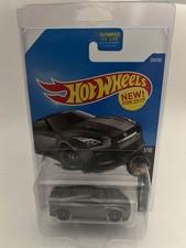 Hot Wheels '17 Nissan GT-R (R35) W/Protector Night Burnerz