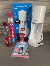 Soda Stream Terra Black Sparkling Water Maker W/ Accessories Bundle NIOB