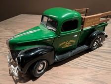 ERTL 1940 Ford Pickup Truck Green "John Deere" Livery 1:25 3348ZD *No Mirrors*