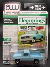 AUTO WORLD 1979 CHEVY C10 SCOTTSDALE FLEETSIDE VERSION A BLUE SQUAREBODY TRUCK