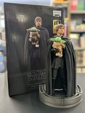 Iron Studios Star Wars Luke Skywalker & Grogu 1/10 Scale Polystone Statue