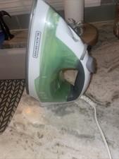 BLACK+DECKER IR02V 1200W Easy Steam Compact Iron - Green