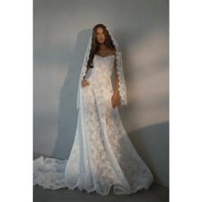 White Lace Strapless Wedding Dress Sleeveless Court Train A-Line with Veil