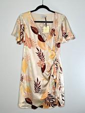 NWT Dress Forum LA Women's Wrap Dress Floral M Satin
