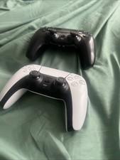 2 Dual Sense Controllers For Ps5