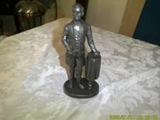 RESIN ABRAHAM LINCOLN STATUE BY PARLOR TABLE HIGH GLOSS DETAILED