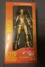 Super Action Statue Gold Experience