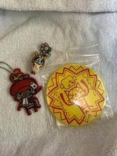 Monster Hunter Can Badge Keychain Set