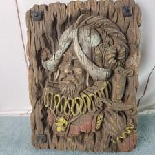 Faux Wood conquistador Bar Art Vintage Imitation Wood Carving Wall Art 3D