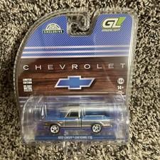 1:64 Greenlight 1972 Chevy Cheyenne C10 Short Bed Blue Hobby Exclusive NEW!!