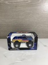 BIGFOOT Monster Truck 1/64 Scale 1999 Ford F350 Super Duty Diecast Toy by MAISTO