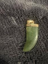 Vintage Jade Carved Claw Tooth Tusk Fang Amulet Green Quartz Charm Pendant