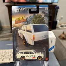 HOT WHEELS HOT WAGONS 3/5 DATSUN BLUEBIRD WAGON 510
