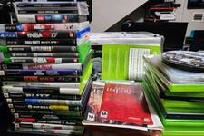 Gaming Variety Bundle (31 Cases/30+ Manuals/17 Discs) XBOX-NINTENDO-SONY (BULK)