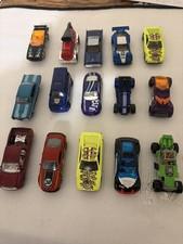Bundle of 15 Hot Wheels Vehicles All shapes and colours 