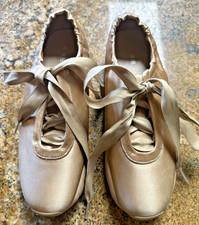 JW PEI Gold Rosie Metallic Bow Tie Low Top Sneakers Ballerina Size Euro 40