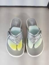 Clarks CLOUDSTEPPERS by Clarks Sport Thong Sandals Breeze Sea Silver Size 6M NIB