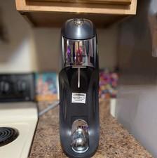 SodaStream DS-5001 Soda Water Maker Gray Silver Soda Stream Fizzi Seltzer Tested