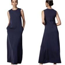 Veiled Collection Navy Blue Eva Essential Sleeveless Midi Dress size Medium NWT