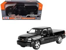 1/25 2006 Chevrolet Silverado SS Pickup Truck Black "Timeless Legends" Series