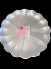 Paris Hilton Pearly White Scalloped Melamine Dinner Plates 11in Set of 4  NWT