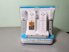 NYKO Charge Station Nintendo Wii Remote Control Rechargeable Battery Dock Base