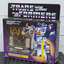 Hasbro Transformers Vintage G1 Exclusive Decepticon Soundwave with Buzzsaw...