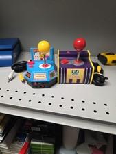 Ms. Pac-Man 5-in-1 Plug & Play TV Game Jakks Pacific Namco Pac-Man 2000's Bundle