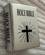 Miniature Holy Bible and Holder Keychain Real Paper Illustrated Christian Mini