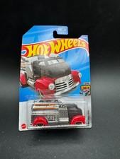 2014 Hot Wheels Fast Gassin Semi Truck Tanker HW Racing Fuel w/6 5sp Wheels E