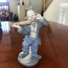Vintage 1992 Porcelain De Cuernavaca  Clown Figurine Playing Violin