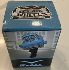 Chevy Bella Bella Air Motor City Wheels Blue Collectible Figure Standard
