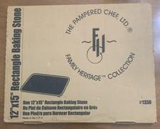 Pampered Chef 1350 Rectangle Baking Stone 12" x 15" Family Heritage Collection