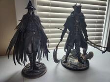 Bloodborne - Eileen the Crow and Hunter 1/6 Scale PVC Statues