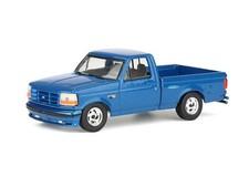1995 Ford F-150 Lightning Pickup Truck Diecast 1:64 Scale Model - LP 51666B