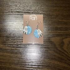 Womens Dangle Earrings Rain Seashell Circle