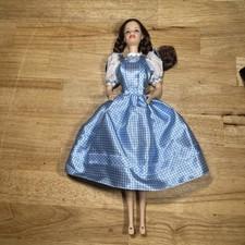 Barbie Wizard of Oz Talking Dorothy Doll Light Up WORKS No shoes, basket or Toto