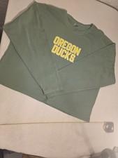 Womens Oregon Ducks Long Sleeve,  Cropped Tee Shirt. Size Medium