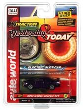 AUTO WORLD 2007 Dodge Charger R/T Purple Xtraction Ultra-G SC384/48