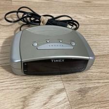 Timex Alarm Clock Unisex OS Silver Extra Loud Digital T109S SNOOZE VINTAGE