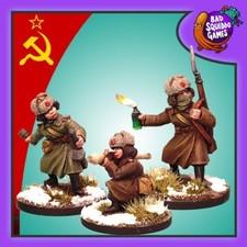 Bad Squiddo Games FZ030 - Female Soviet Anti Tank Team (Winter) - Bolt Action