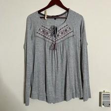 Artesia SZ L Tassle Split Tie N Neck Ribbed Knit Embroidered Boho Peasant Top
