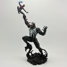 Marvel Spider-Man 2 Collector's Edition 19" Statue Venom Miles Morales PS5