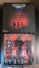 HALLOWEEN III  Season of the Witch  3-Figure Set NECA Silver Shamrock Novelties!