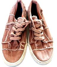 Blowfish Malibu Women's Distressed Size 6.5 Tennis Shoes, Small Stains Bottoms!
