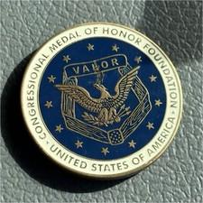 Congressional Medal of Honor Foundation Valor Challenge Coin Blue Gold Militaria