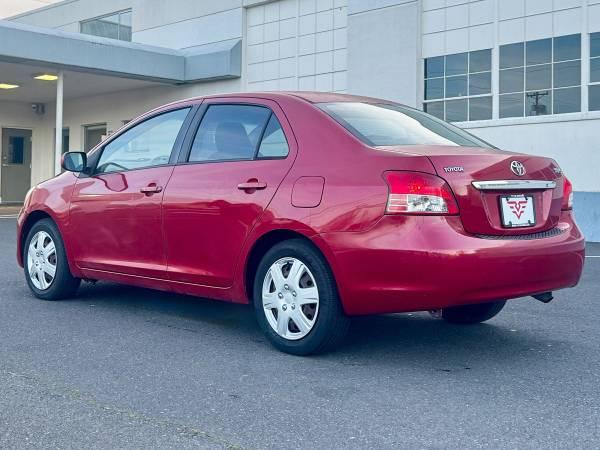 2007 Toyota Yaris S Sedan 4D 5