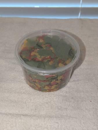 Tropical Fish Flakes 3