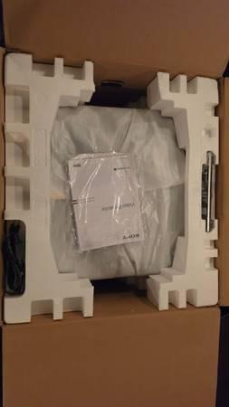 Sony VPL-VW885ES Native 4K SXRD Laser Projector - Great Condition - 3, 8